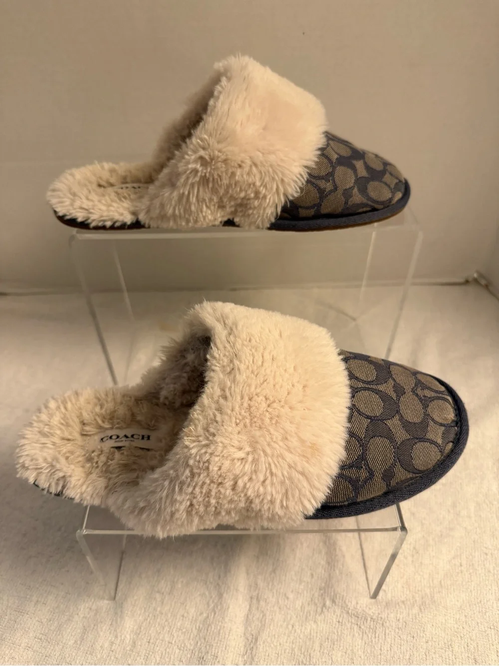 Coach Zena Signature Jacquard Faux Fur Mule Slippers Women’s Size 9B